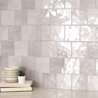 Pearl Gray - 5x5 Renzo Patterned Natural-Look Glossy Textured Ceramic Tile