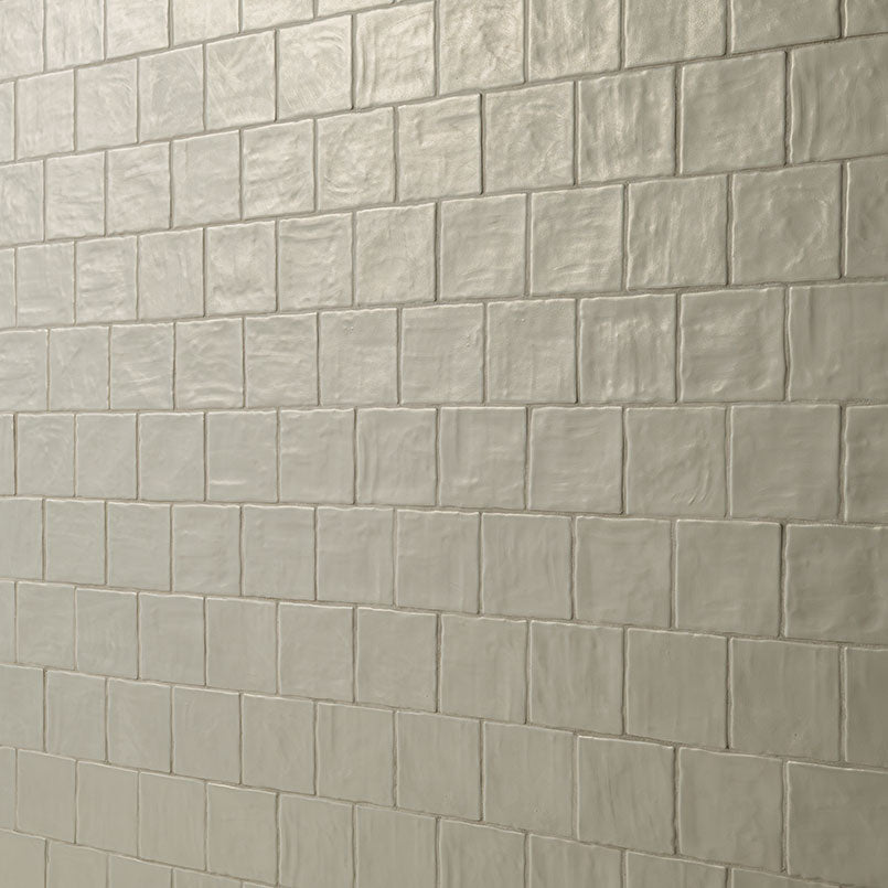 4x4 Zest Solid-Color Satin Wavy Ceramic Tile Soft Gray