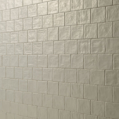 4x4 Zest Solid-Color Satin Wavy Ceramic Tile Soft Gray